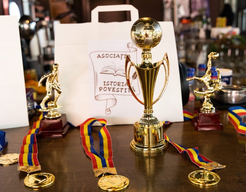 Trofee si medalii pentru copii care participa la competitii sportive